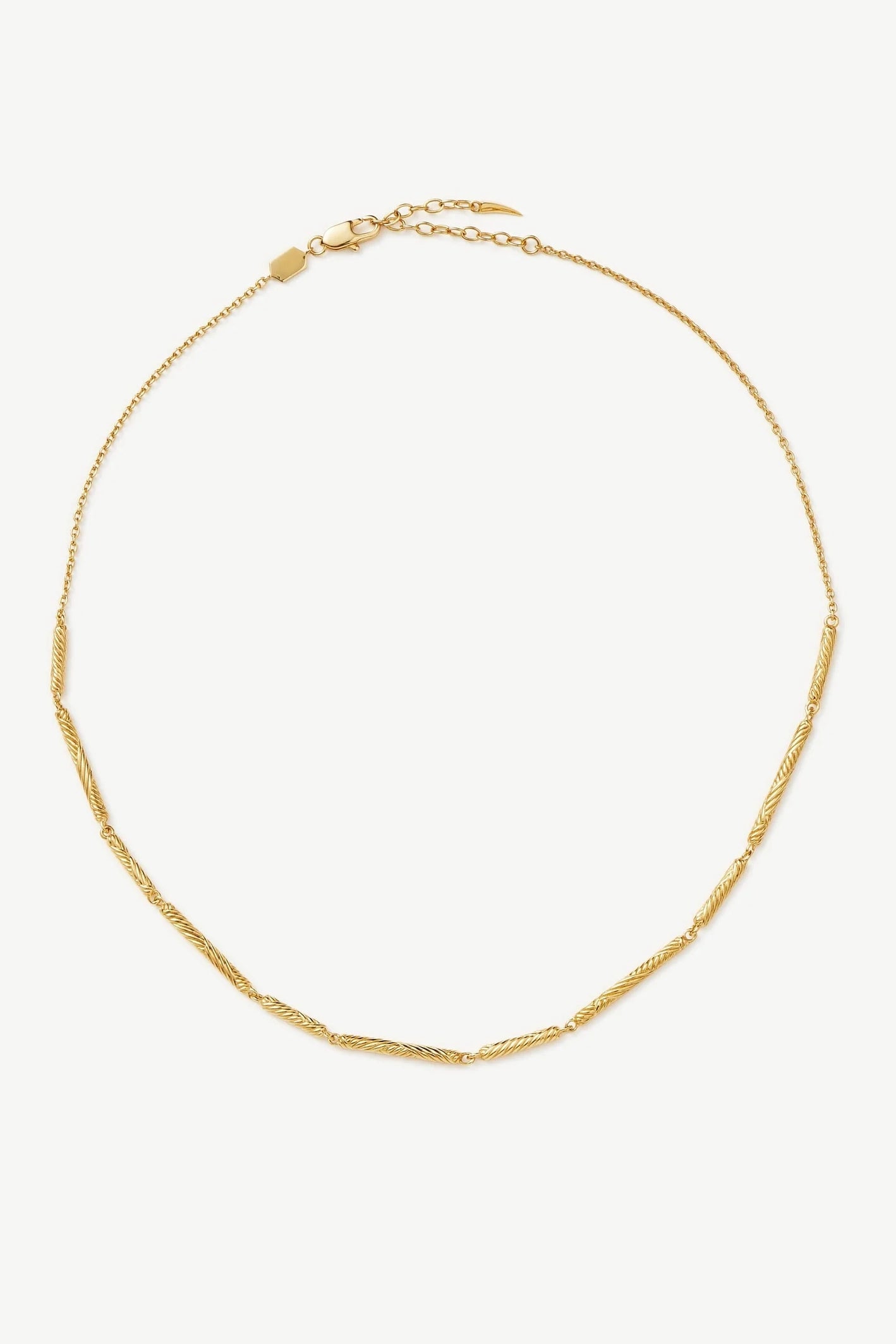 Wavy Ridge Chain Choker