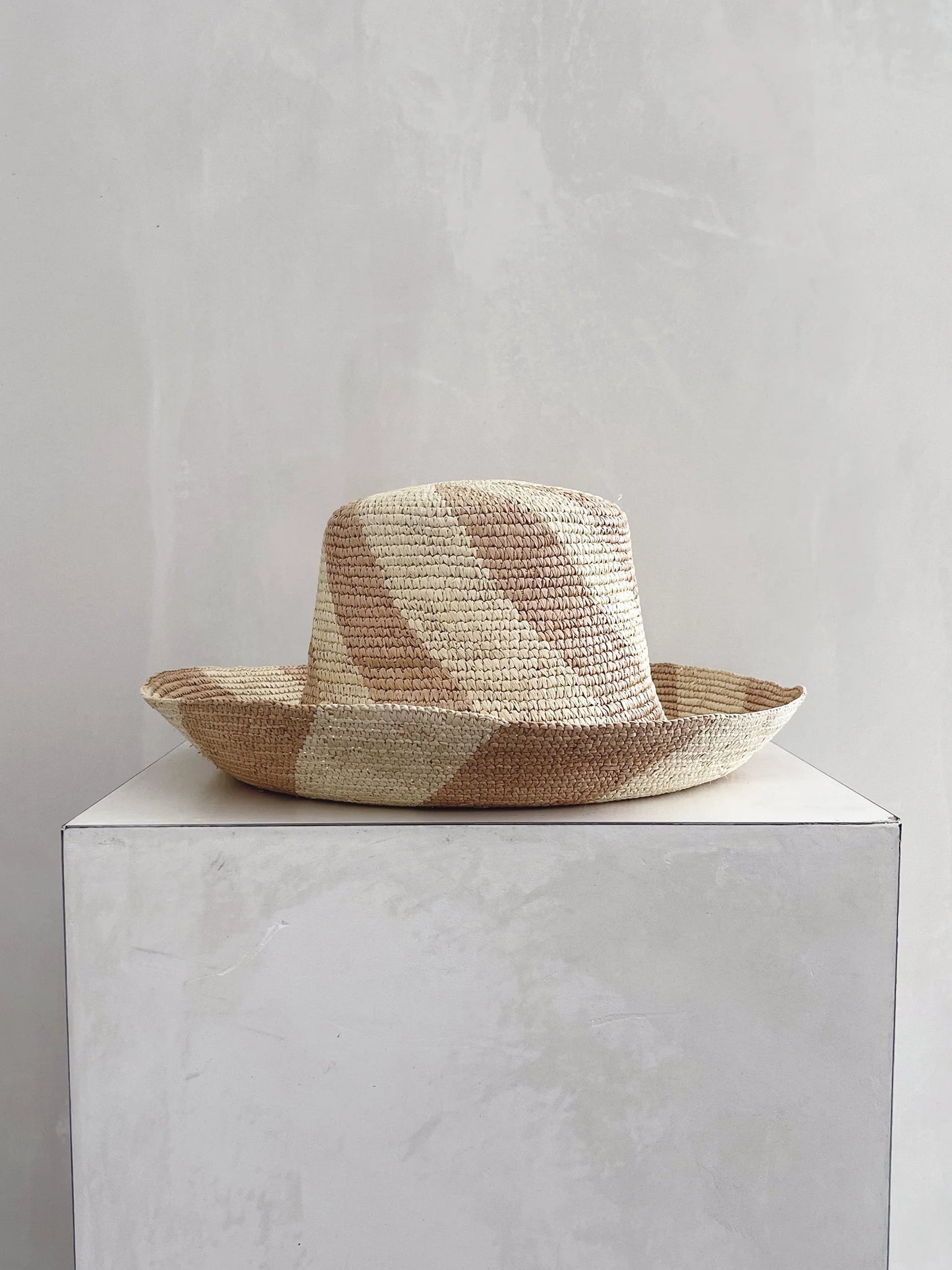 Amira Bucket Hat Sand Natural