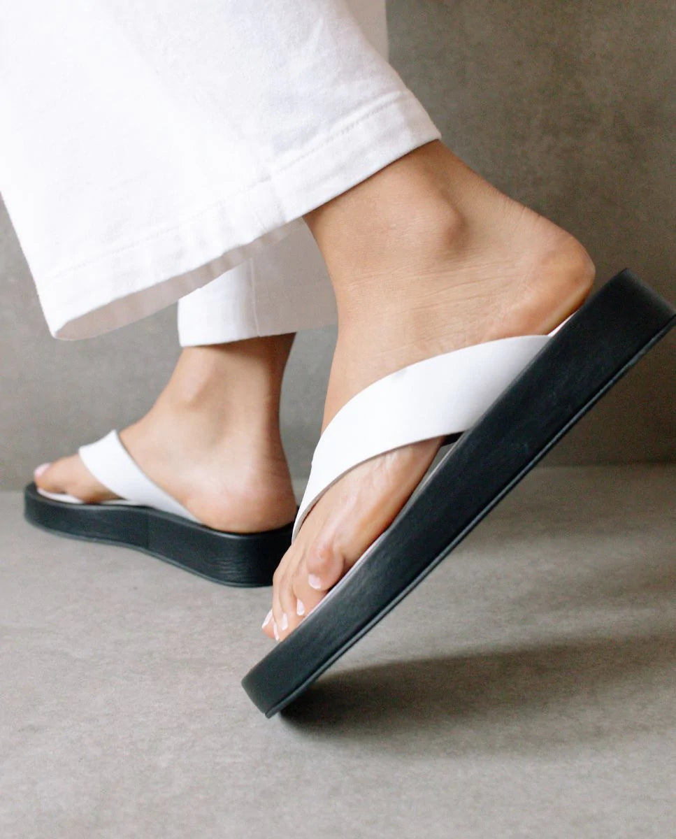 Ivory 2025 flip flops